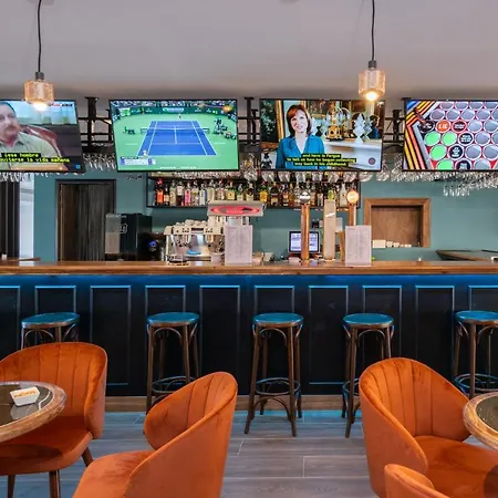 מלון Club By Dorobe 3*