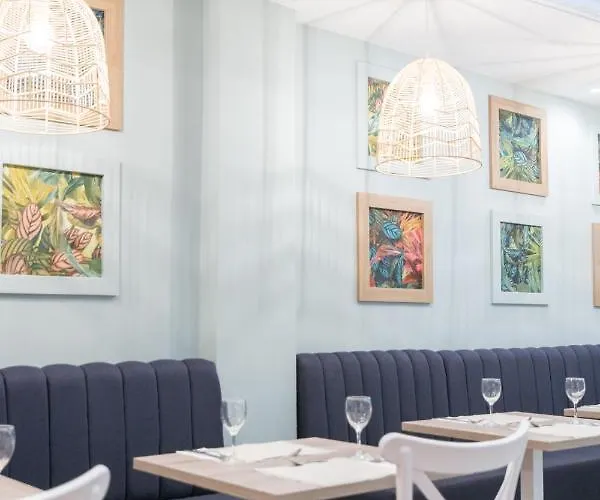 Club By Dorobe Nerja