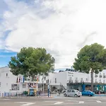 Club By Dorobe 3*