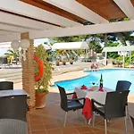 Hotel Club By Dorobe 3*