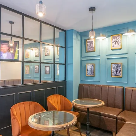 Club By Dorobe Hotel 3*