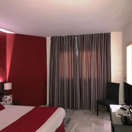 Hotel Club By Dorobe 3*