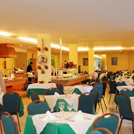 Club By Dorobe Otel Nerja