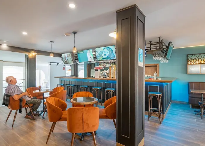 Club By Dorobe Hotel