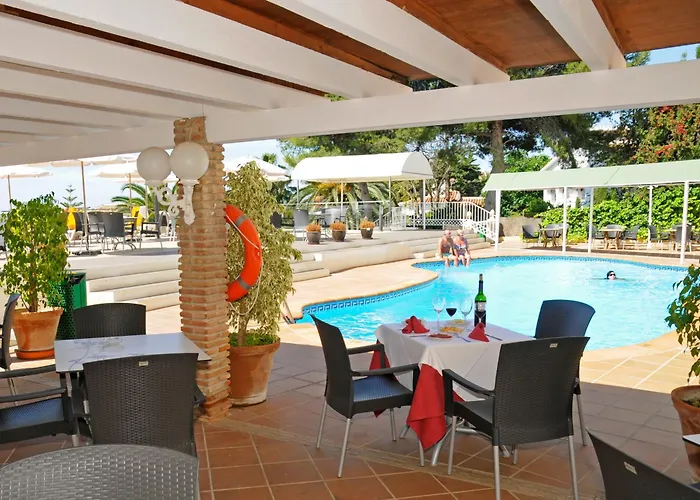 Otel Club By Dorobe 3*